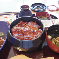 ひつまぶし名古屋備長 丸ビル店 - 