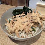 粉吉うどん - 冷やしごぼう天　680円