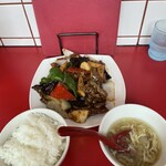 中華飯店 - 黒胡椒牛肉ランチセット　ランチはスープライスが無料です♪