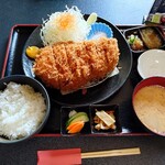 いなよし - リブロースかつ定食（２７００円）