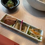 ざくろ - 鴨ロース、鮎の甘露煮、太刀魚の南蛮