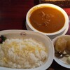 欧風カレー ボンディ 神保町本店