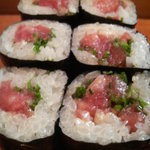 すし栄 - マグロのナカオチ巻