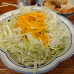 やき鳥三太郎 - 千切りキャベツ(2024年8月16日撮影)