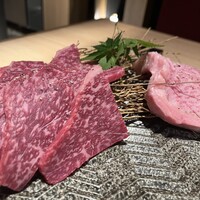 純和牛焼肉 無限亭。 - 