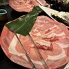 琉球ダイニング桃香 - あぐー豚のしゃぶしゃぶ