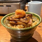 焼うお いし川 - おまかせコース
      厳選焼きうお7種+お椀、うにいくら丼 15200円
      《2品目》焼うお2種「特上カルビ」