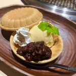 焼肉料理 牛吉日和 - 自家製あんこの最中