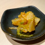 焼肉料理 牛吉日和 - 白菜赤漬け