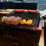 炭火鉄板焼　杜季 - ロースと野菜