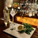 ZANQ - 京都産バジルとカフィアライム、柚子のレモネード