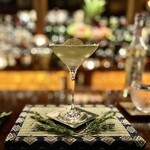 ZANQ - 京都産バジルとカフィアライム、柚子のレモネード