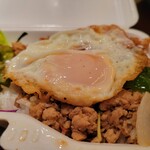 SOWAT - チキンガパオライス