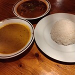 ネパールステーション - マトンカレー・ダルカレー・ライス