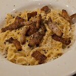 85BAL TEPPEN - カルボナーラは、ベーコンカリカリ