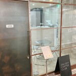 ON/OFF COFFEE CLUB - なかなかの無機質ぶり