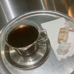 ON/OFF COFFEE CLUB - 作り置きではないため酸味はないけど旨みもないコーヒー