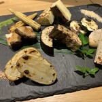 玄海の活魚と糸島直送の食 博多居酒屋 どげん海 - 