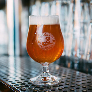 ワインや日本酒、焼酎も銘酒揃い。お料理に合うものを選んで。