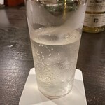 バー エイジング - ハイボール（ちょっと飲んだ後）