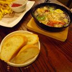 야사이가 오이시이 다이닝 LONGING HOUSE 큐우카루이자와