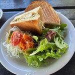 ベーカリーレストラン エピ - 