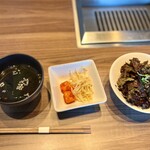 焼肉うしごろ 新宿三丁目店 - 