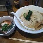 中華そばや 和凡 - 煮干し水の冷やつけ麺
