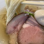 宍道湖しじみ中華蕎麦 琥珀 東京本店 - 