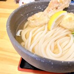 手打ちうどん 大蔵 - 流れるようなキレイな麺