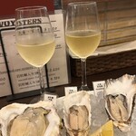 Oyster Bar MABUI 히로시마에키마에점 - 