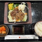 オ肉ヤ - 牛カルビ焼肉定食S