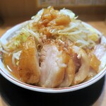 豚山 - 小ブタ￥1200（ニンニクマシマシ、ヤサイ、アブラ、カラメ）