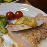 キッチン ブルー グローブ - 茄子を乗せて