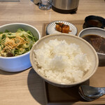 炭火焼肉 肉の匠 ひうち - ご飯も美味しい