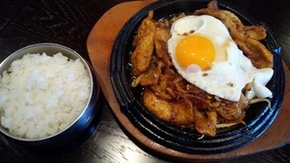 韓国家庭料理 韓国味亭 - 