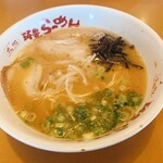 山小屋 - 料理写真:ラーメン 770円