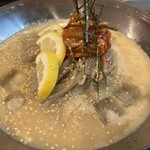 炭火焼肉 にく式 - 冷麺