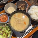 新宿焼肉 ホルモンいのうえ - 