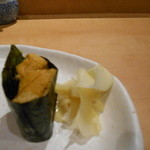 生粋な寿司ゆたか - 海胆アップ