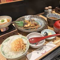 銀座米料亭 八代目儀兵衛 - 