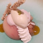 Haruka Murooka - ビーチウメルバ peach/ sweet plum/vanilla/almond