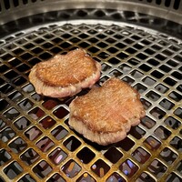 近江うし焼肉 にくTATSU 日本橋室町店 - 