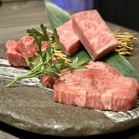 近江うし焼肉 にくTATSU 日本橋室町店 - 