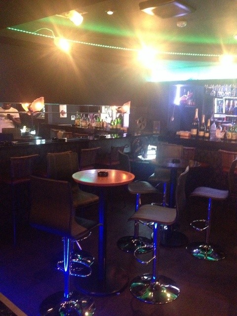 サカキ　バーカウンター サカキ バーカウンター サカキ バーカウンター Kitchen Bar Shiki