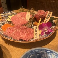 炭火焼肉 伏見屋 飛騨牛別邸 - 