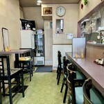 チャイナあもい - 清潔感のあるこぢんまりとした空間