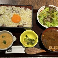 山形山　月島店 - ネギ塩牛タン重