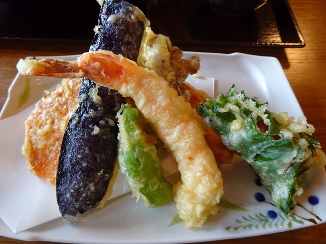 蕎麦と喫茶 蜂庵 - 置賜（そば）の写真