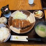 とんかつ治作 - 